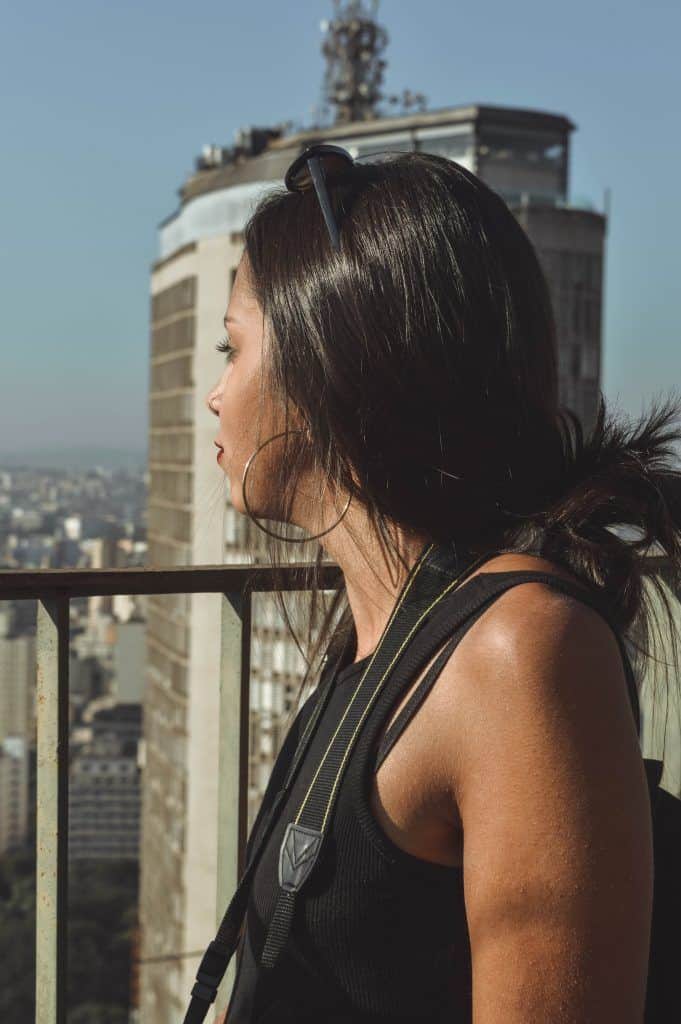 8 grunner til at de fleste menn føler seg skremt av sterke og smarte kvinner