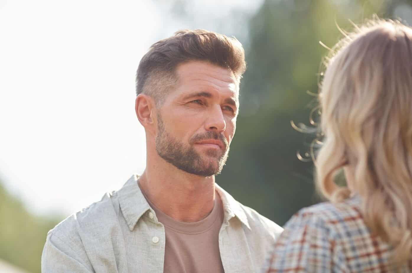 gut aussehender mann