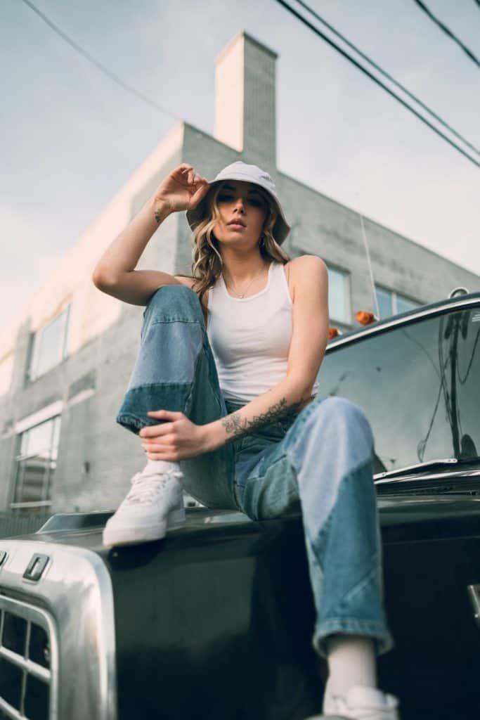 En kvinne som bærer alt alene, blir ikke værende for alltid