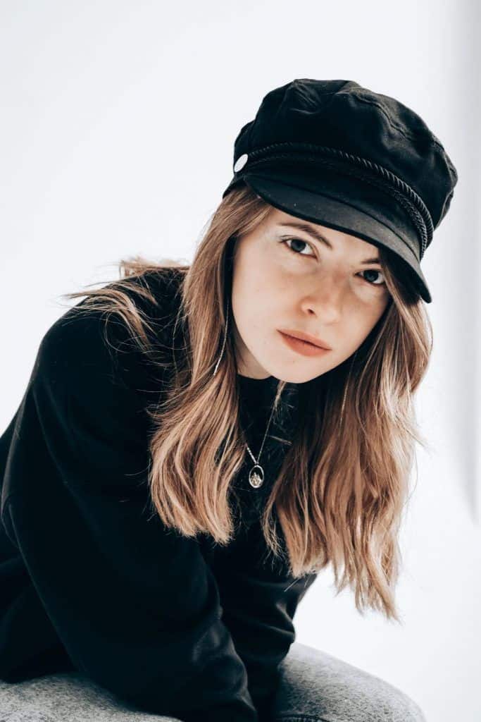 En kvinne som bærer alt alene, blir ikke værende for alltid