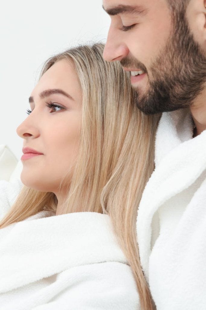 Utløsende faktorer for mannlig utroskap - hva menn i hemmelighet ser etter