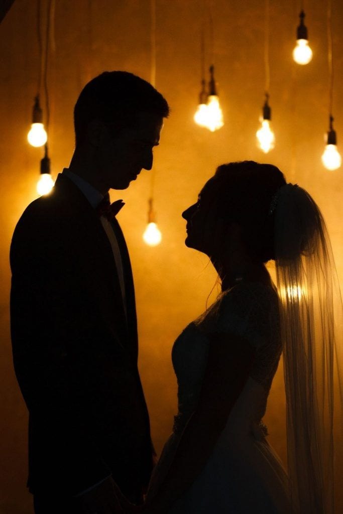 De fleste gifter seg ikke med den de elsker