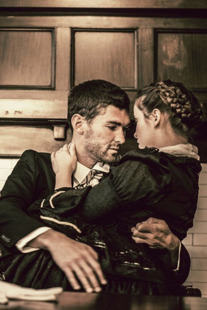 Hva en mann egentlig ser etter når han møter flere kvinner samtidig