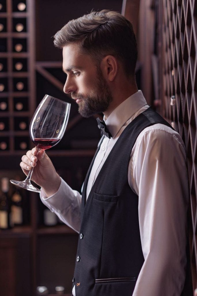 Hvorfor narsissister så ofte tyr til alkohol