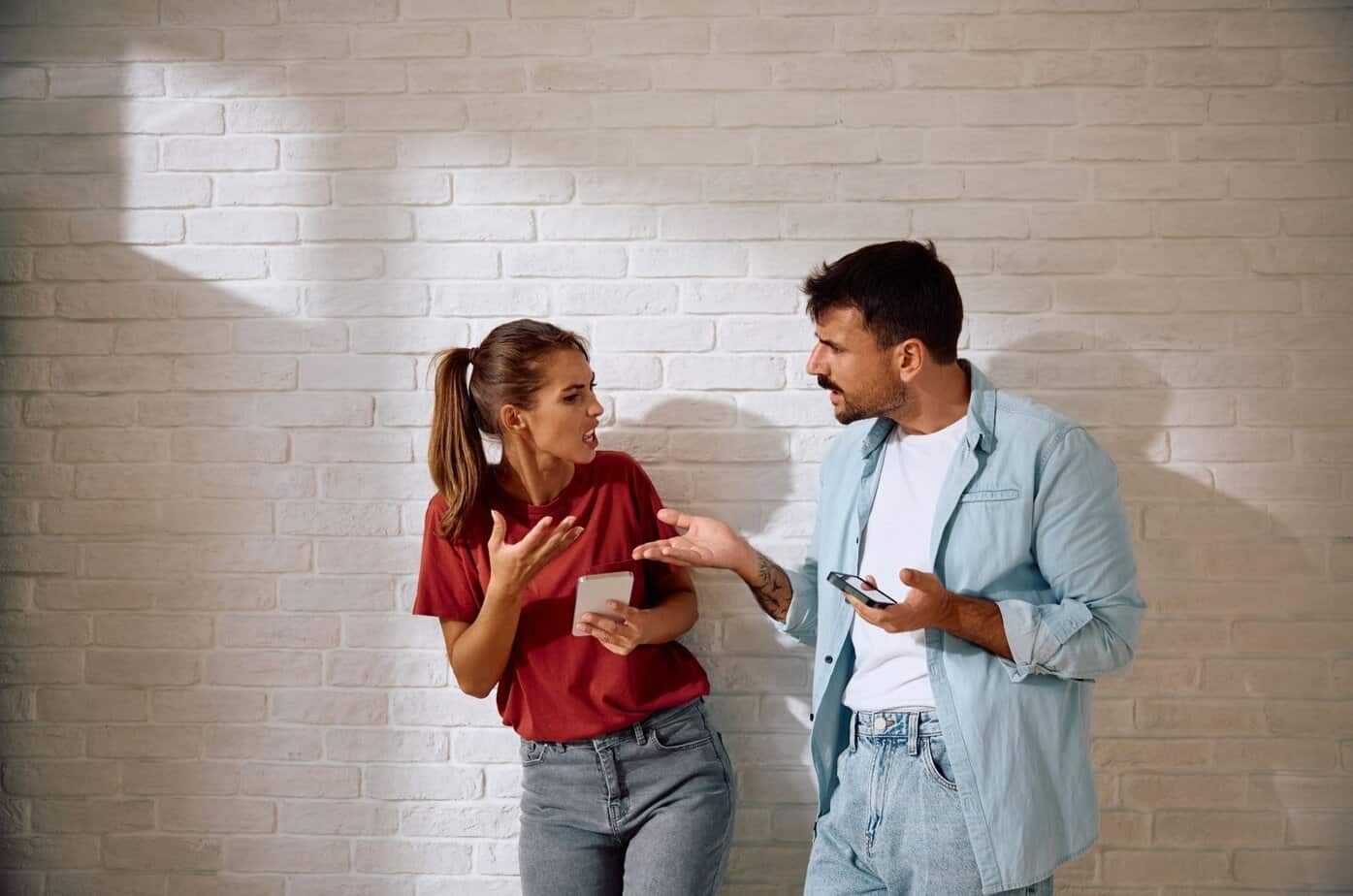 Når kjærligheten blir et våpen: 5 ting enhver narsissist gjør mot deg narzisst gibt frau die schuld