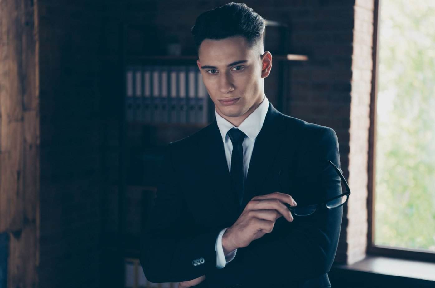 Mann im Anzug