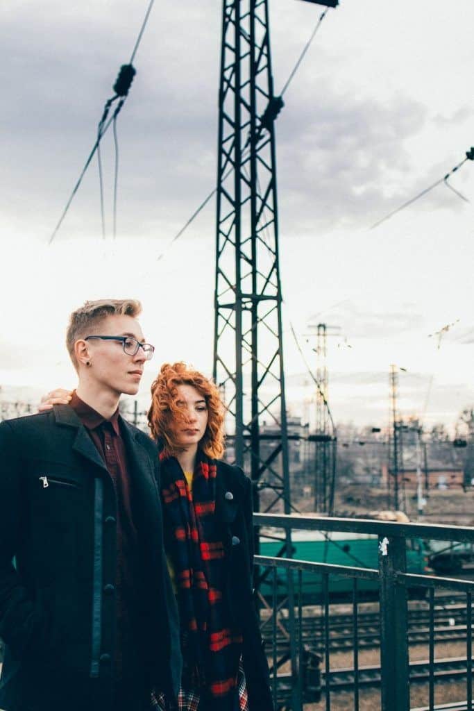 Hvorfor du kommer nær visse mennesker, og så forlater de deg plutselig igjen