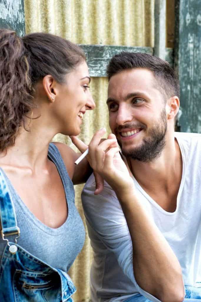 Narsissisten er alltid på utkikk etter et offer - og han velger bevisst