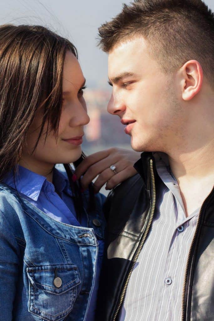 Narsissisten er alltid på utkikk etter et offer - og han velger bevisst