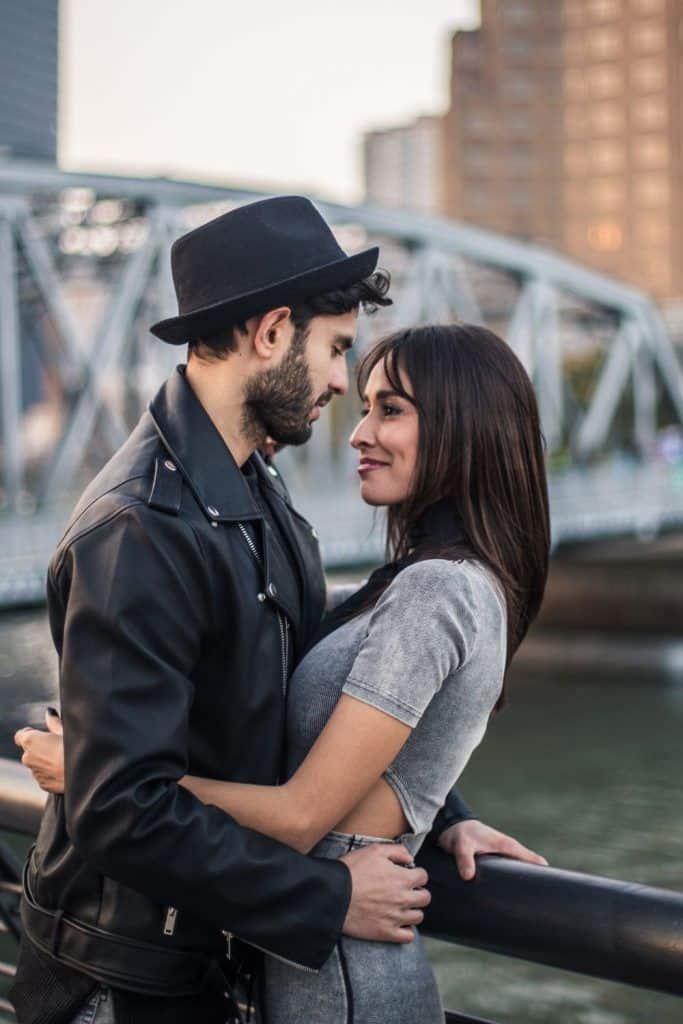 Narsissisten er alltid på utkikk etter et offer - og han velger bevisst