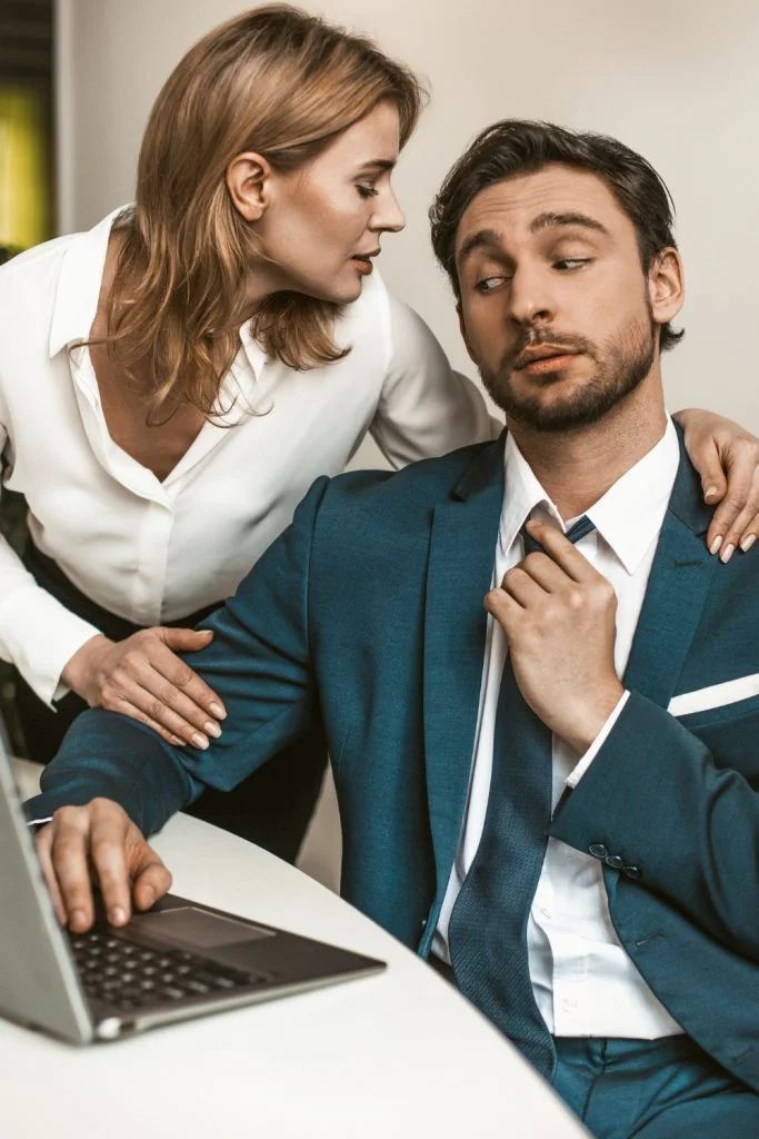 Utløsende faktorer for mannlig utroskap - hva menn i hemmelighet ser etter