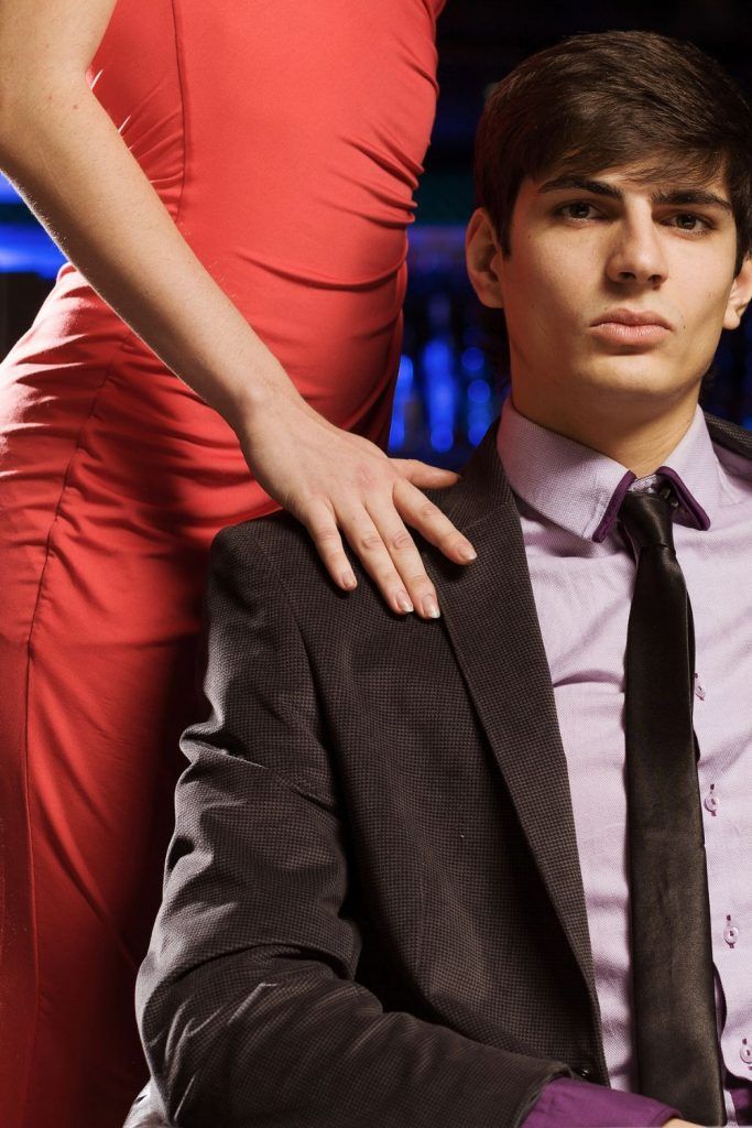 Utløsende faktorer for mannlig utroskap - hva menn i hemmelighet ser etter