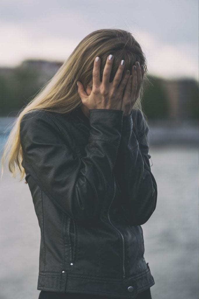Tårer som en fare: Hvordan narsissister reagerer på gråt