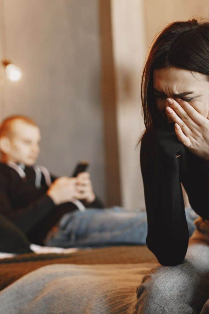 Tårer som en fare: Hvordan narsissister reagerer på gråt