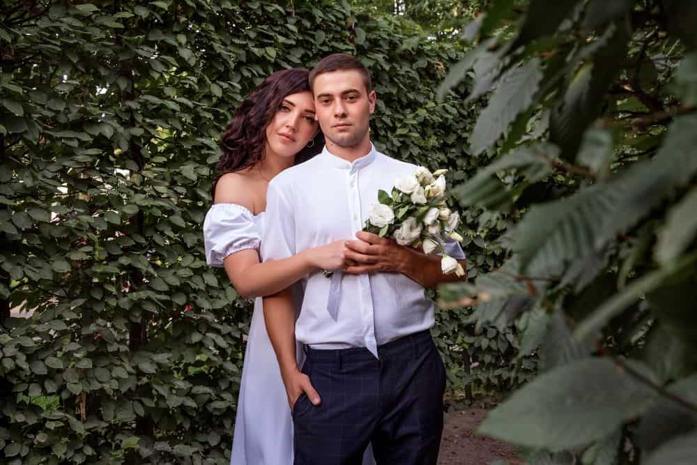 6 tegn på at du er i et falskt forhold 6 Signes Révèlant Que Vous Êtes Dans Une Fausse Relation