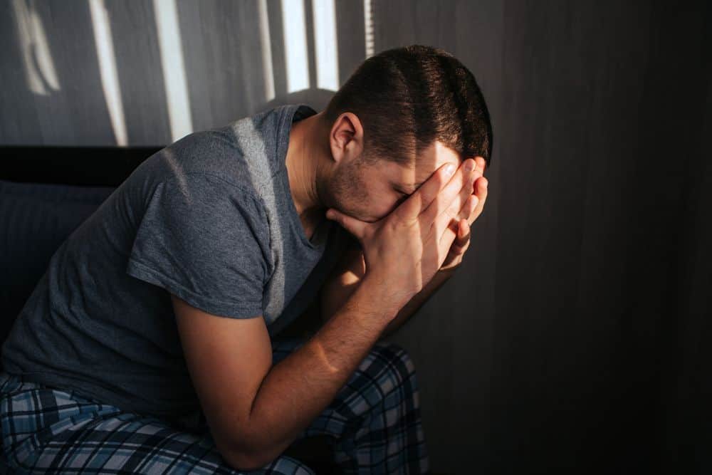 9 Choses à Faire Quand un Homme Vous Ignore Après une Dispute