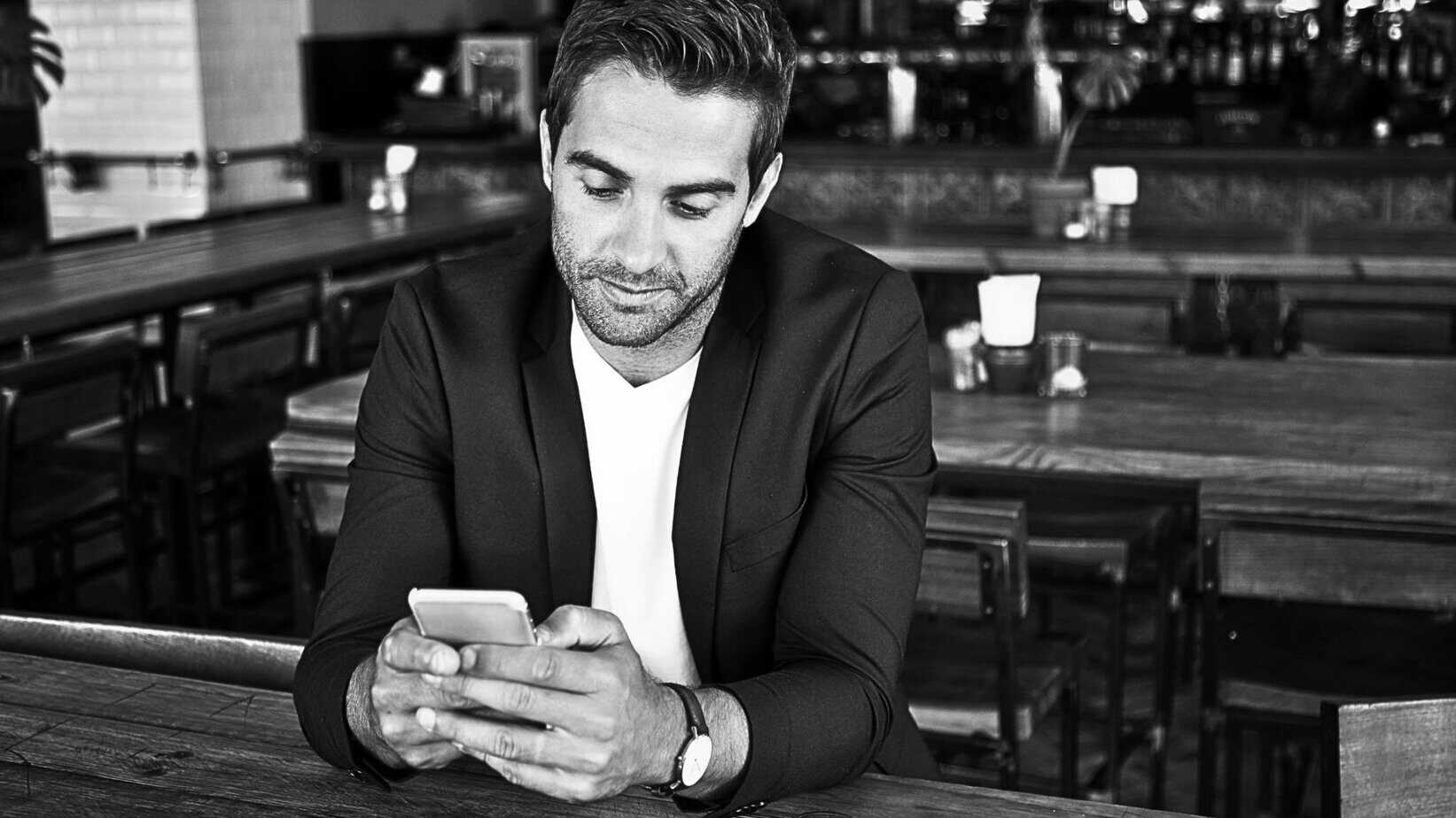 Hvorfor en narsissist ville svikte deg uten å blunke hvis du ble syk 7 Sätze, die nur Narzissten und toxische Menschen auf Dating-Apps schreiben