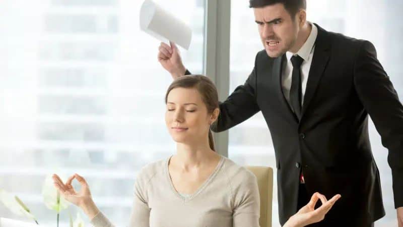 17 atferdstrekk som avslører en narcissists sanne ansikt Keeping your peace instead of arguing