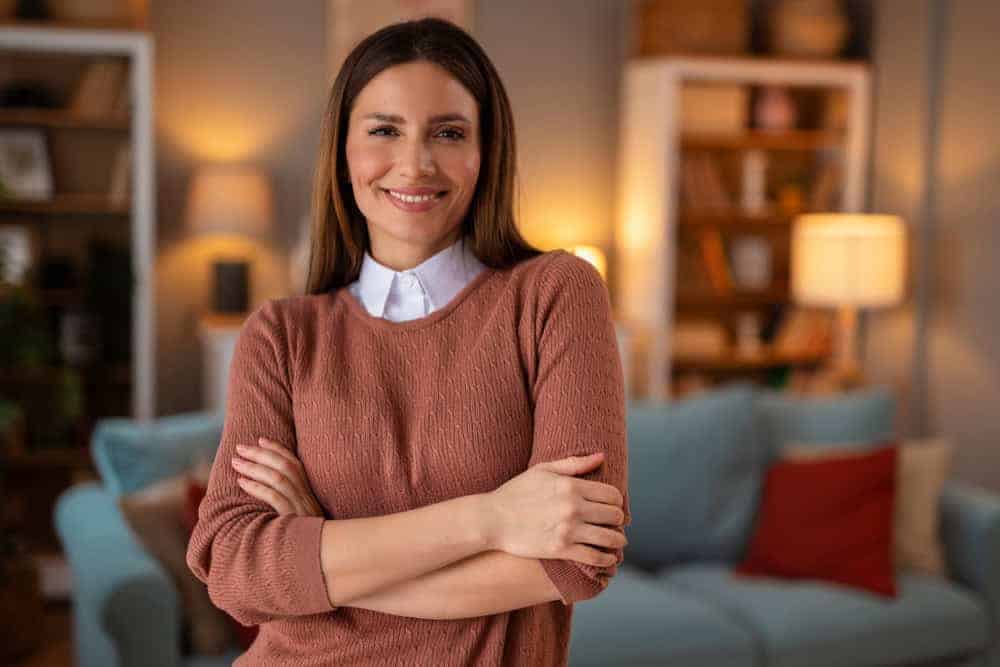 5 Seltene Qualitäten, die eine Frau für Männer wie ein Zuhause erscheinen lassen
