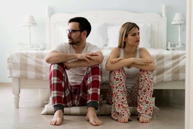 9 tegn på at dere ikke passer sammen — selv om det er kjemi mellom dere You Don't Respect Each Other