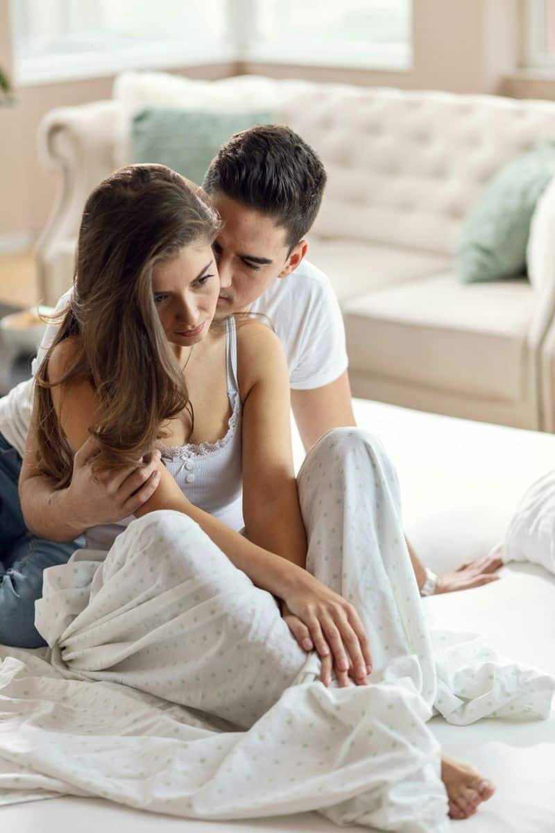9 tegn på at dere ikke passer sammen — selv om det er kjemi mellom dere You Can't Trust Each Other Fully