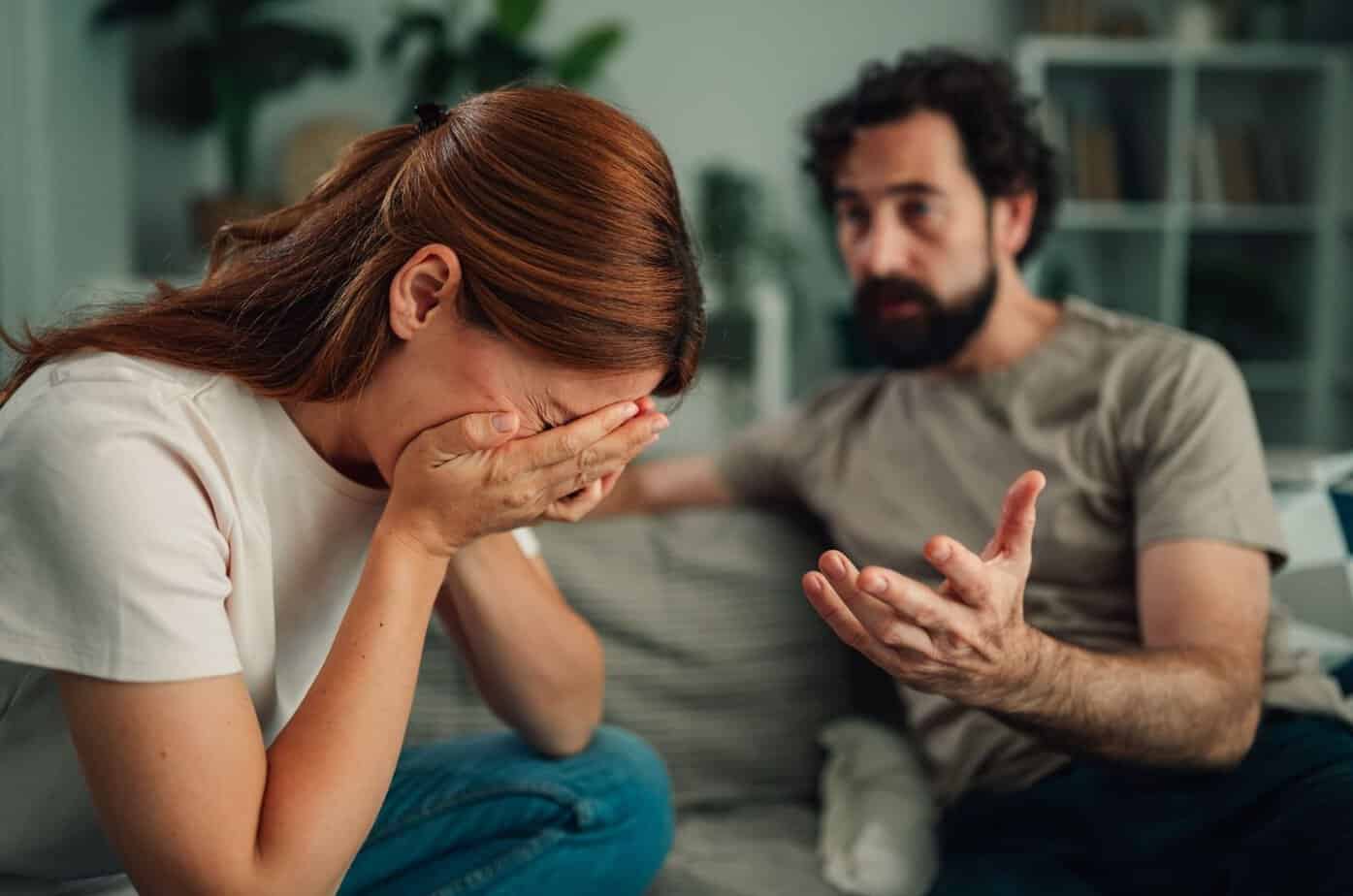Dette skjer når en narsissist innser at du er borte for godt mann redet mit trauriger frau