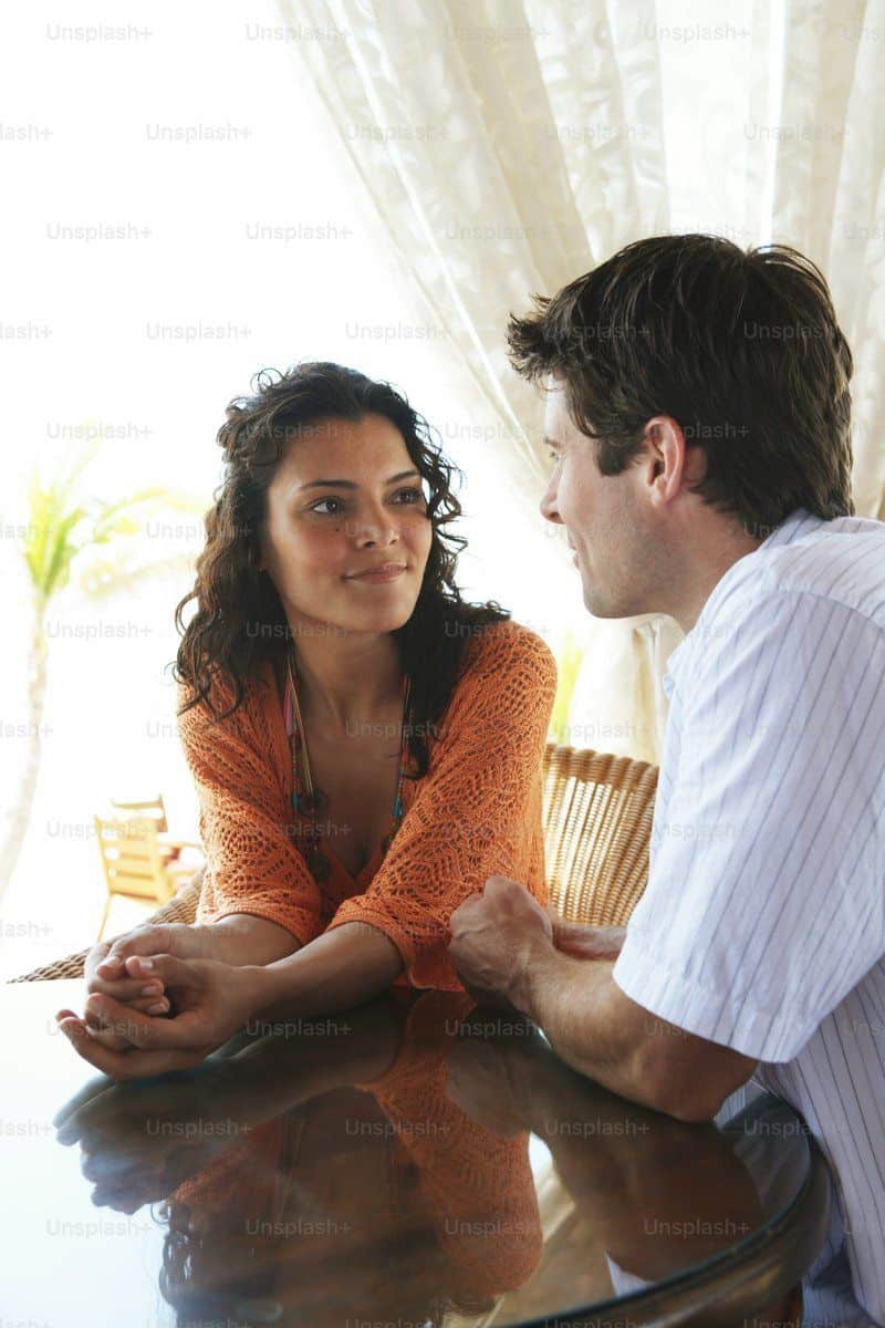 Couple Communication Pictures | Download Free Images on Unsplash Couple Communication Pictures | Download Free Images on Unsplash