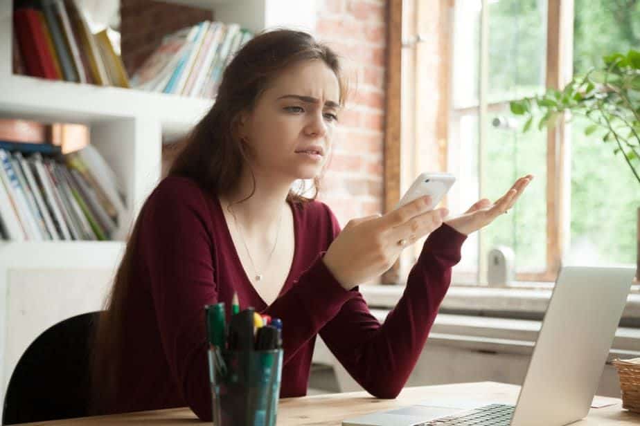 Enten du vil ha meg eller ikke, så er dette «nesten»-tullet en ren pine Je Wilt Me Of Je Wilt Me Niet, Dit Bijna Gedoe Is Een Marteling