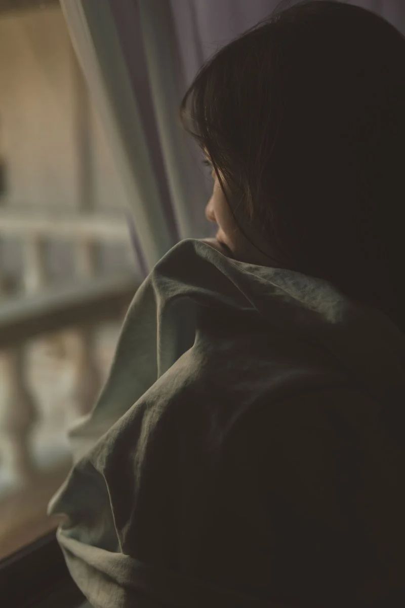 Sad Girl Alone Photos, Download The BEST Free Sad Girl Alone Stock Photos &  HD Images