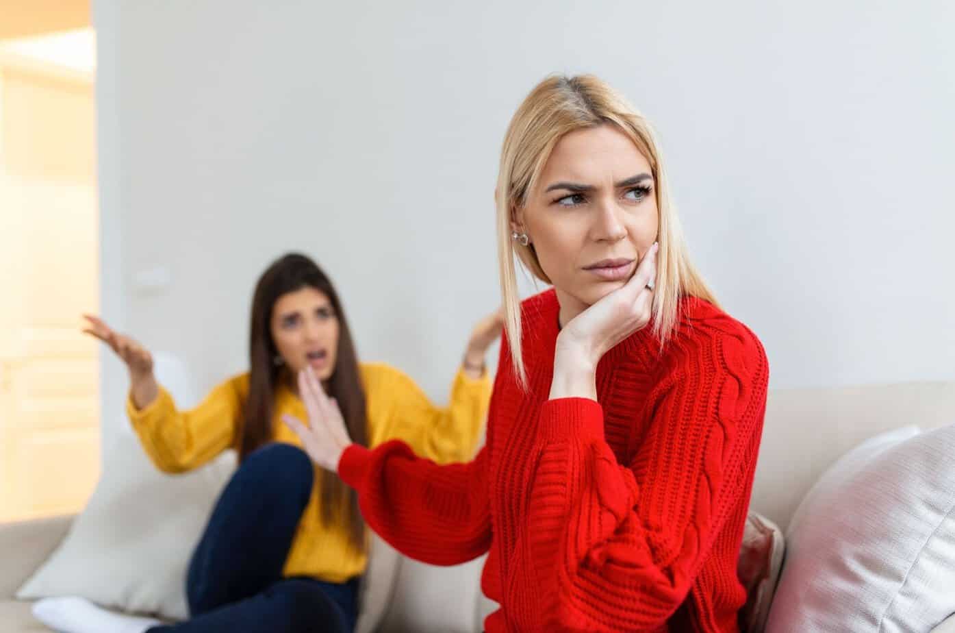 Hva en narsissist egentlig ødelegger: 7 sannheter du først innser etter at han er borte frauen streiten
