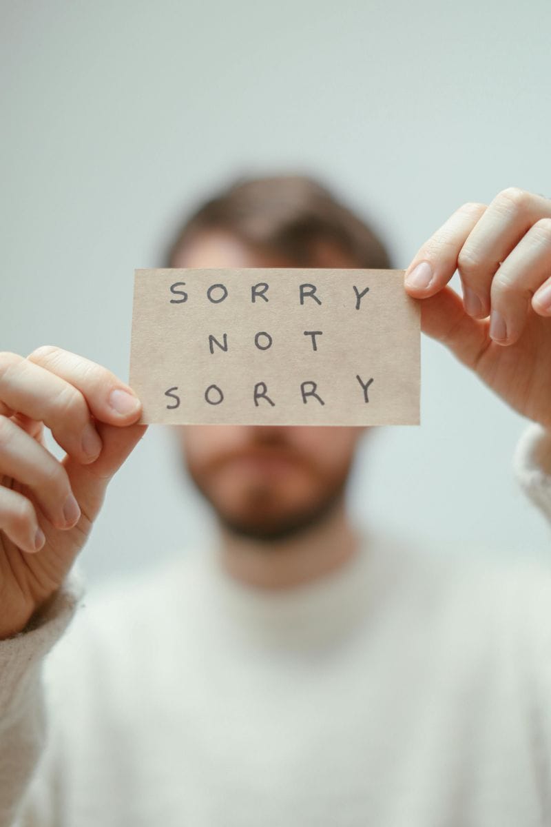 Hvis en mann virkelig er giftig, kommer disse 13 uttalelsene helt naturlig I don’t need to apologize for who I am.