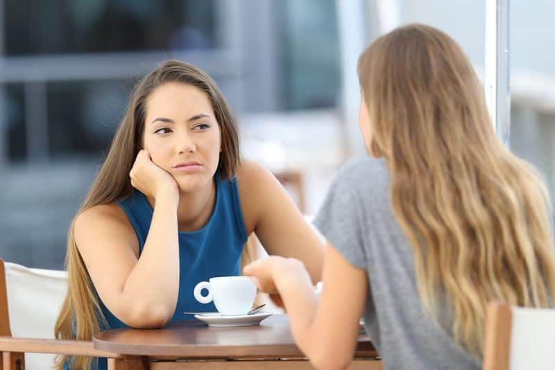 Hvordan bekjempe narsissisme: 15 strategier anbefalt av eksperter for å uskadeliggjøre en narsissist Don't Feed Their Ego
