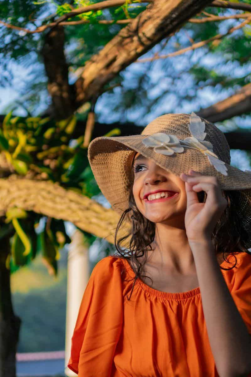 A little girl wearing a hat and smiling - Free Photo on Unsplash A little girl wearing a hat and smiling - Free Photo on Unsplash