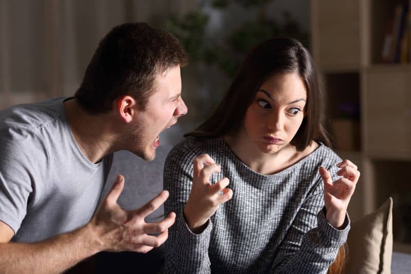 Psykologien bak 17 ting som narsister ofte gjør uten å være klar over det selv Rewriting Past Events