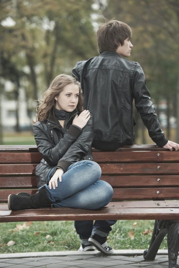 10 ting kvinner gjør når de ikke elsker deg lenger