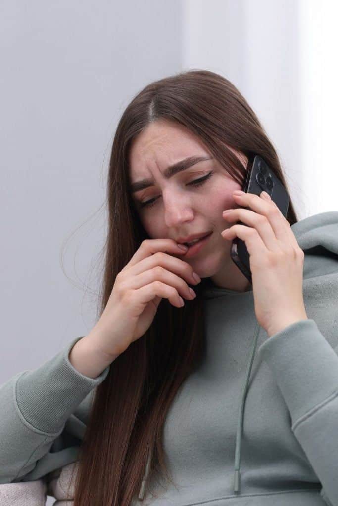 12 ting folk med depresjon gjør når de er alene