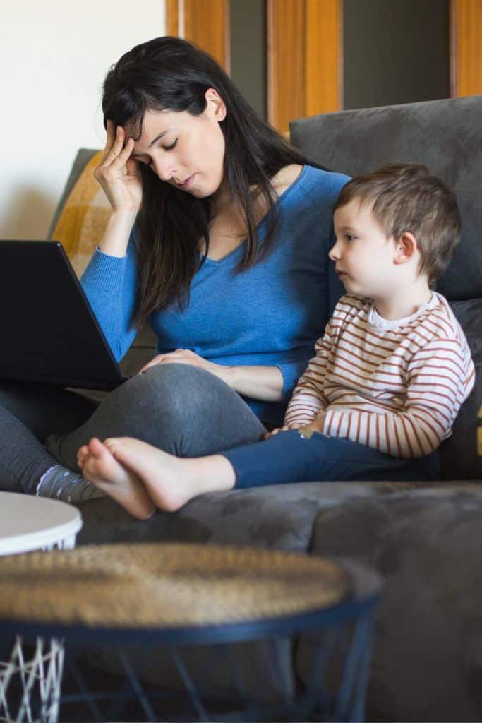 Når mamma gjør alt – og pappa trekker seg tilbake