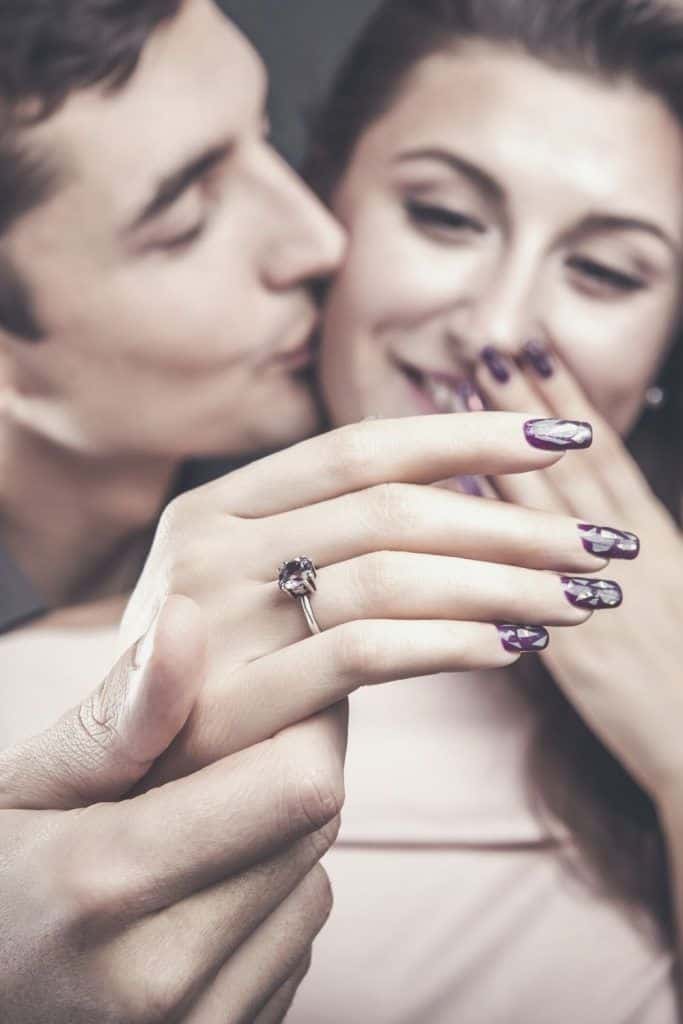Slik blir du den kvinnen alle menn vil gifte seg med (60 effektive tips)