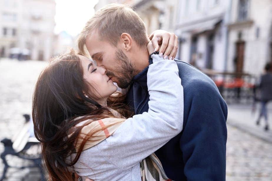 Finn en partner som er redd for å miste deg Zoek Een Partner Die Bang Is Om Jou Te Verliezen