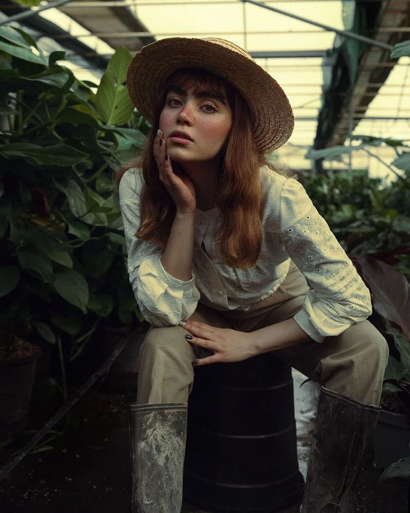 Woman Doing a Thinking Pose · Free Stock Photo Woman Doing a Thinking Pose · Free Stock Photo