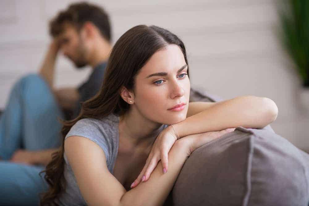 15 Anzeichen dafür, dass du in einer toxischen Beziehung steckst, die sich aber gut anfühlt